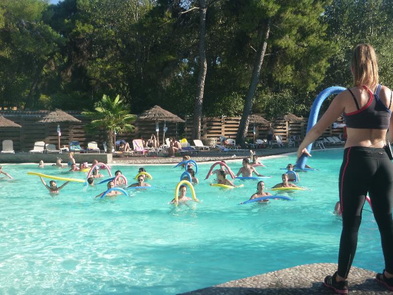 Club Agia Anna Summer Resort Exteriör bild
